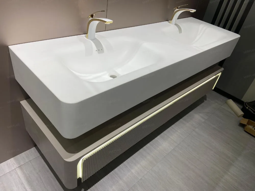 mirplus luxury high-end bathroom main cabinet with natural stone bathroom sink.